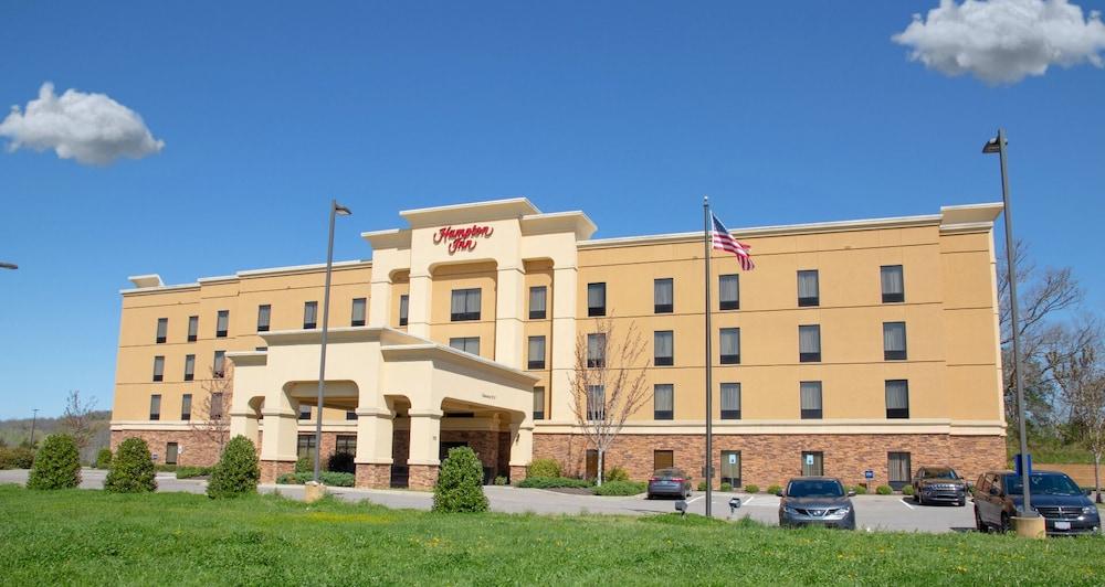 Hampton Inn Fayetteville Exterior photo