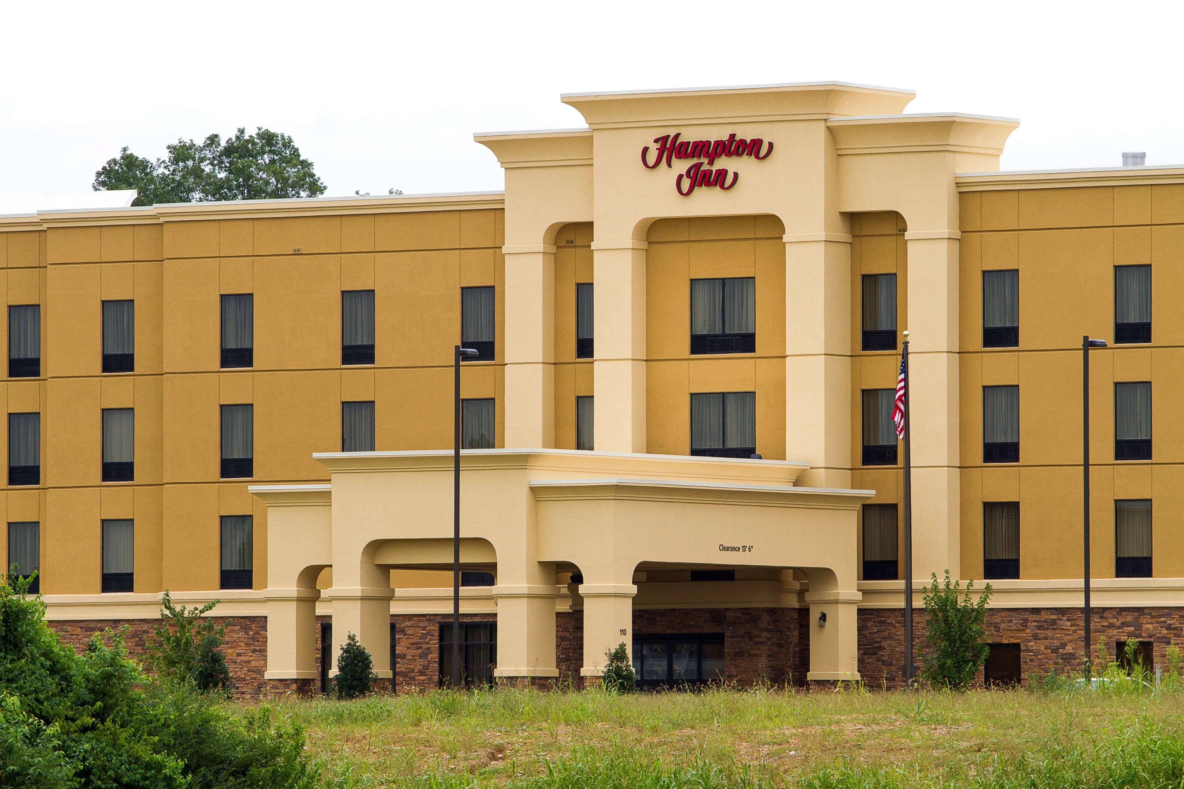 Hampton Inn Fayetteville Exterior photo